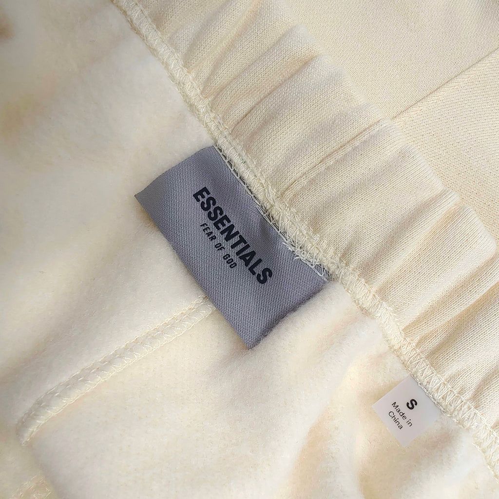 Fear of God ESSENTIALS Relaxed Sweat Shorts